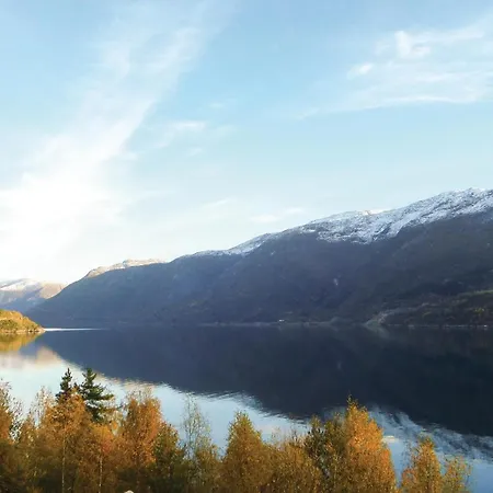 Holiday home Gorgeous In Vallavik With Wifi Vangsbygd