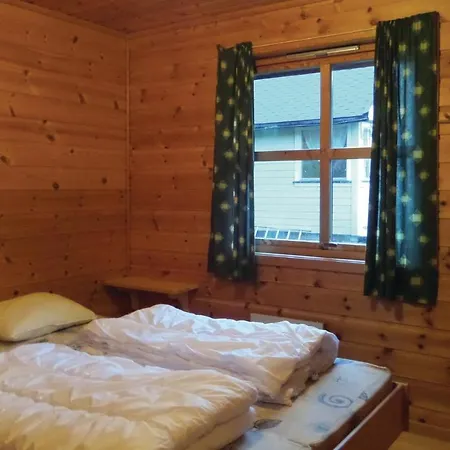 Ferienhaus Gorgeous In Vallavik With Wifi Vangsbygd